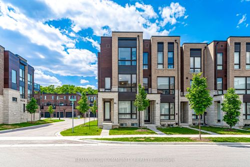 92 Stauffer Crescent, Markham, ON, L6B1R1 | Card Image