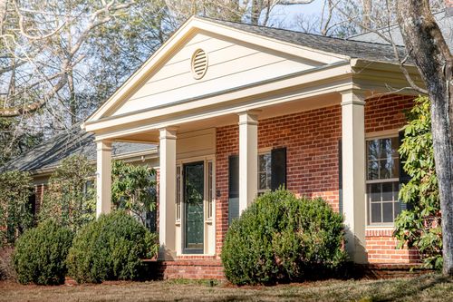 121 W Watkins Street, Lookout Mountain, TN, 37350 | Card Image