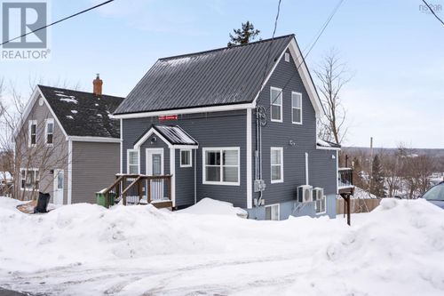57 High St, Trenton, NS, B0K1X0 | Card Image