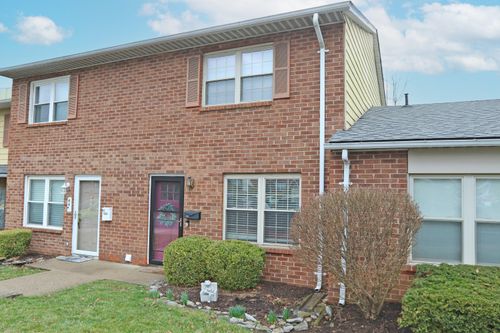 45-3500 Warwick Dr, Lexington, KY, 40517-2200 | Card Image