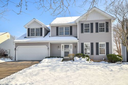 389 Colonial Cir, Geneva, IL, 60134-3641 | Card Image