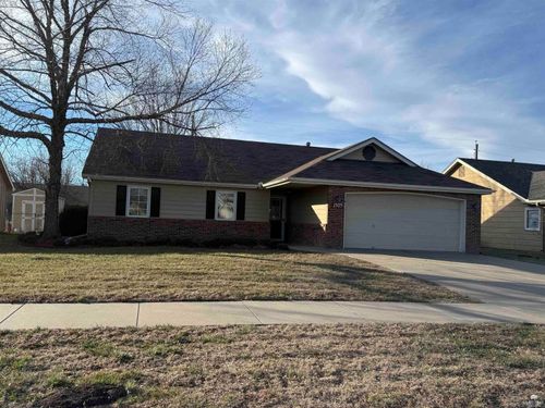 2309 Raspberry Dr, Manhattan, KS, 66502-7615 | Card Image