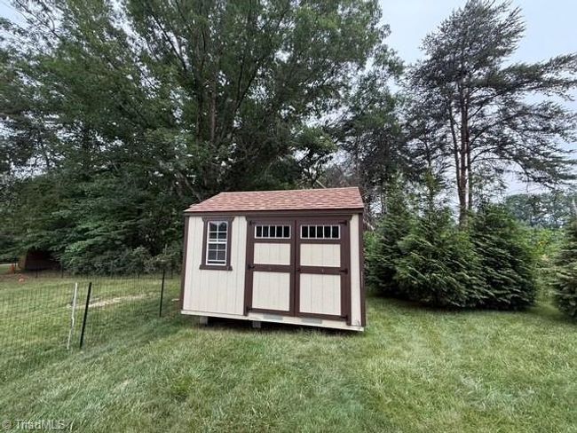 Shed purchased in 2020 stays with the home | Image 39