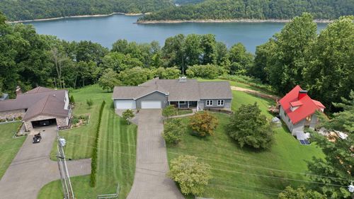 1636 Green Hill Estates Rd, Monticello, KY, 42633-7898 | Card Image