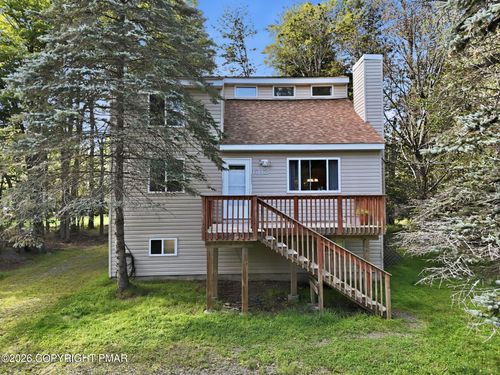 1063 Knollwood Dr, Tobyhanna, PA, 18466-3619 | Card Image