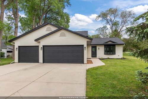 N7351 Winnebago Street, TAYCHEEDAH, WI, 54935 | Card Image