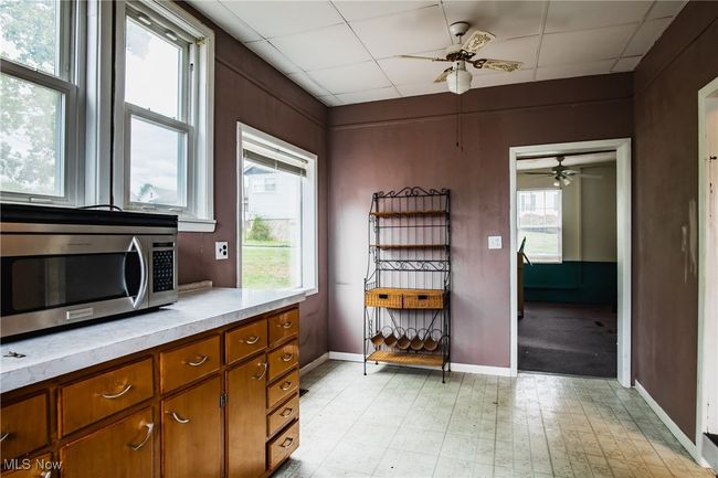 216 W North St, House other with 3 bedrooms, 2 bathrooms and null parking in Harrisville WV | Image 19
