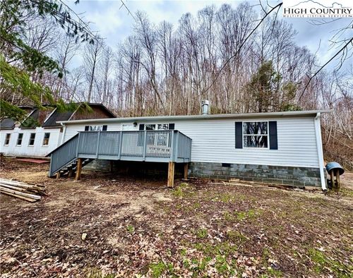 876 Courtney Lane, Vilas, NC, 28692 | Card Image