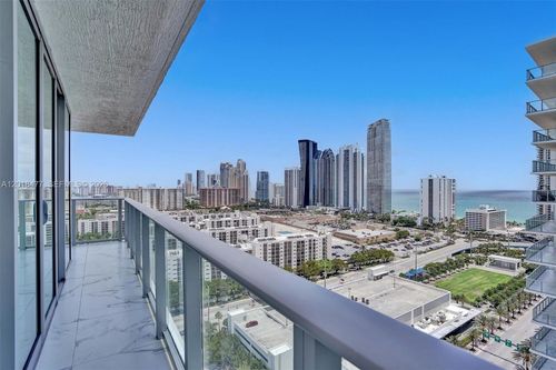 5-2207-330 Sunny Isles Blvd, Sunny Isles Beach, FL, 33160-5632 | Card Image