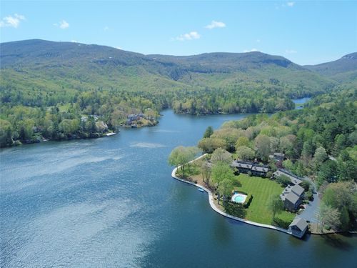 unit-10-80 Toxaway Shrs, Lake Toxaway, NC, 28747-9672 | Card Image