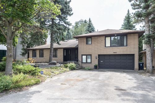 5 Stratheden Rd, North York, ON, M4N1E2 | Card Image