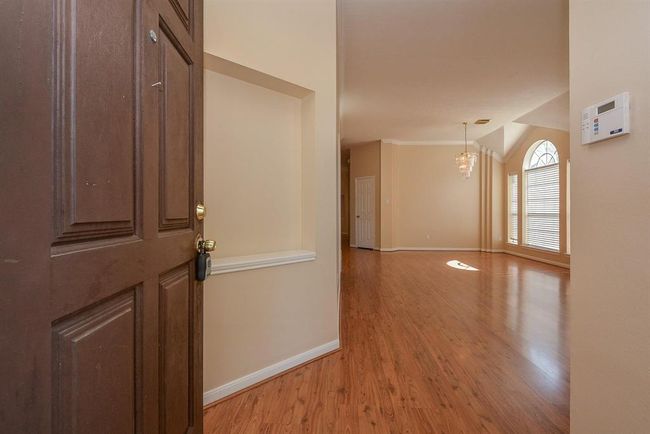 16902 Valley Palms Dr, House other with 4 bedrooms, 2 bathrooms and 2 parking in Spring TX | Image 4