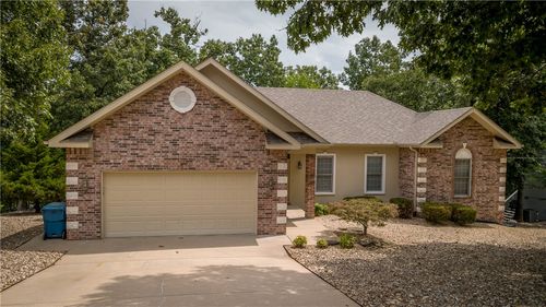1 Breton Ln, Bella Vista, AR, 72715-1519 | Card Image