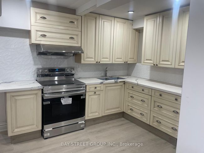 21127 Concession 2 Rd, House other with 6 bedrooms, 4 bathrooms and 10 parking in Lancaster ON | Image 4