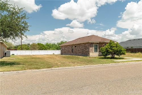 3507 Navigator Dr, Edinburg, TX, 78541-2051 | Card Image