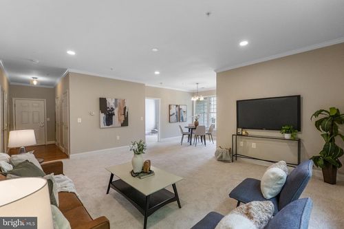 apt-101-11924 Darnestown Rd, North Potomac, MD, 20878-2297 | Card Image