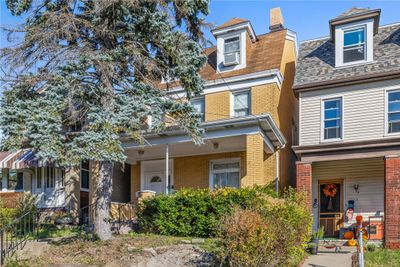 53 Harwood Street, House other with 4 bedrooms, 1 bathrooms and 2 parking in Mt Washington PA | Image 2