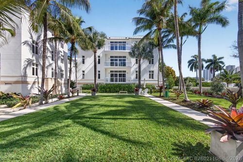 5-301-182 Lake Dr, Palm Beach Shores, FL, 33404-5827 | Card Image