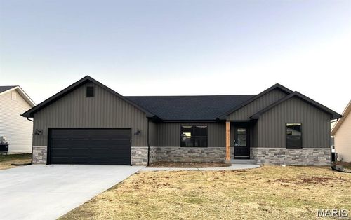 136 Garrettford Dr, Bethalto, IL, 62010-2586 | Card Image