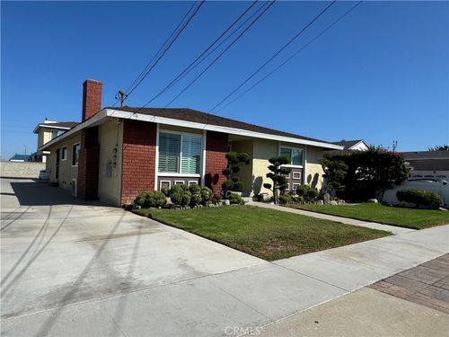 apt-2-15916 S Manhattan Pl, Gardena, CA, 90247-3600 | Card Image