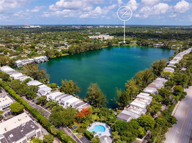 5292 Sw 69 Th Pl, Townhouse with 2 bedrooms, 3 bathrooms and null parking in Miami FL | Image 30