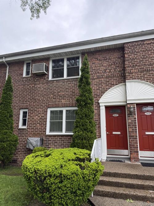 7827-78-27 Springfield Boulevard, New York, NY, 11364 | Card Image