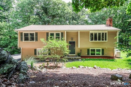 23 Cedar Hill Rd, Newtown, CT, 06470-2213 | Card Image