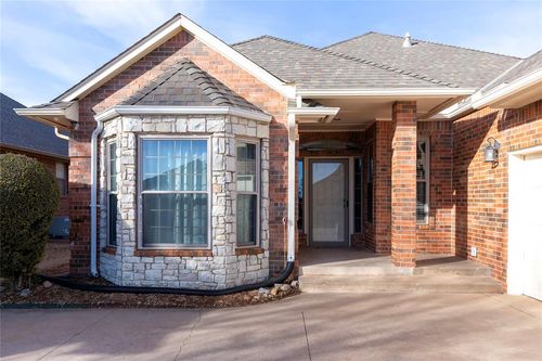 4013 Ne 137th St, Edmond, OK, 73013-7283 | Card Image