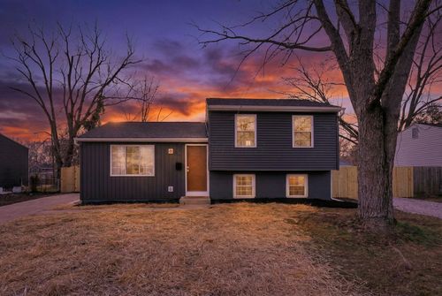 2949 Fleet Rd, Columbus, OH, 43232-5247 | Card Image