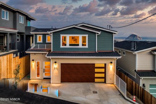 536 Blanca St, Morro Bay, CA, 93442-2901 | Card Image