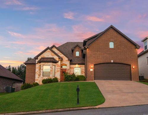 1 Tournay Cir, Little Rock, AR, 72223-9055 | Card Image