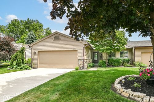 392 Sandbrook Dr, Noblesville, IN, 46062-8664 | Card Image