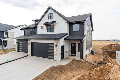 1628 Red Clover St, HOLMEN, WI, 54636-3316 | Card Image