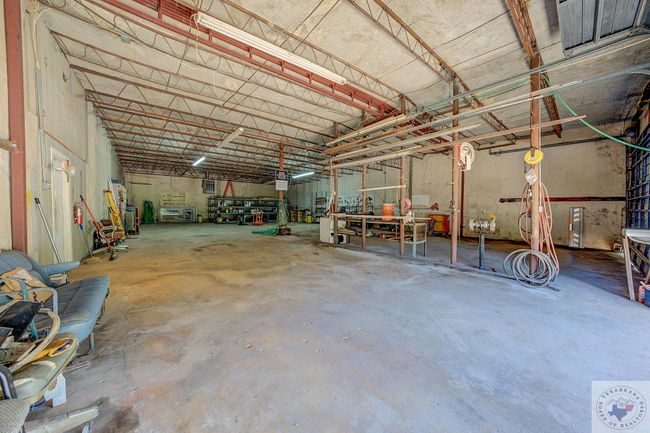 1605 E Avenue A, Home with 0 bedrooms, 0 bathrooms and null parking in Hooks TX | Image 27