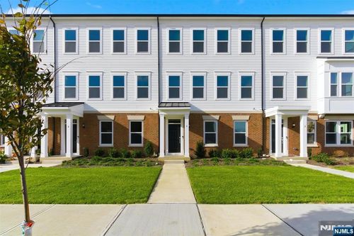 4 Driftwood Cir, Oceanport, NJ, 07757-1385 | Card Image