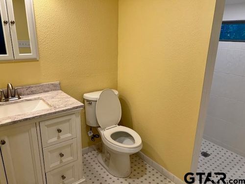 1114 W Camellia St, Tyler, TX, 75701-5228 | Card Image