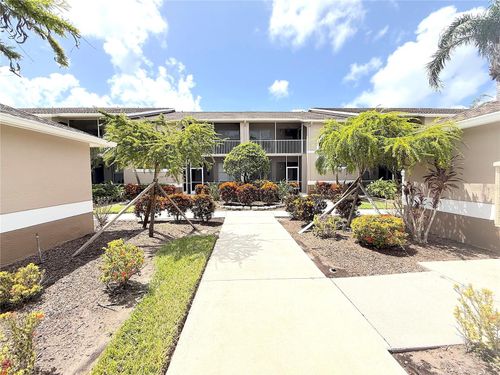 unit-2314-5330 Hyland Hills Ave, SARASOTA, FL, 34241-7196 | Card Image