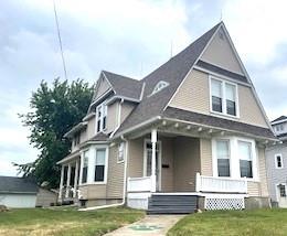 1st St, Maryville, MO 64468