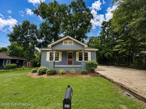 520 1st St Se, Magee, MS, 39111-3616 | Card Image