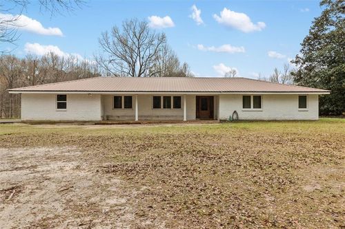 2950 S Byrd Ave, Bogalusa, LA, 70427-6737 | Card Image