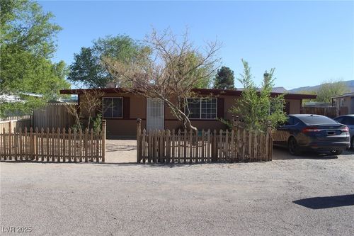 298 Danielle Ln, Alamo, NV, 89001-2041 | Card Image