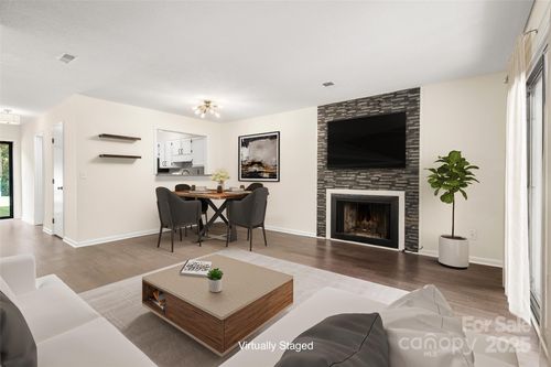 6013 Heath Valley Rd, Charlotte, NC, 28210-7157 | Card Image