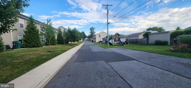 26 N Locust St, Townhouse with 3 bedrooms, 3 bathrooms and null parking in SHIREMANSTOWN PA | Image 13