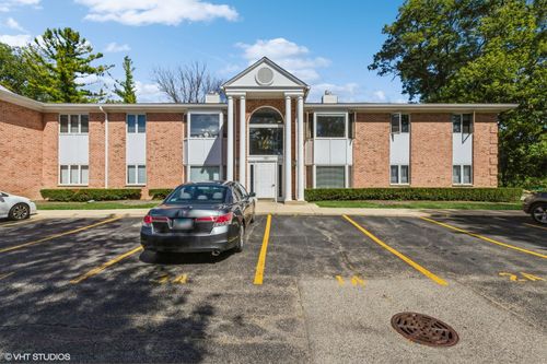 6a-1501 Milwaukee Ave, Libertyville, IL, 60048-1349 | Card Image