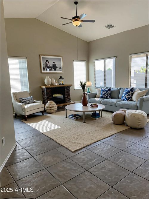 2010 E Indigo Dr, Chandler, AZ, 85286-4992 | Card Image