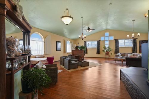 529 3rd Ave, St Ignatius, MT, 59865-7739 | Card Image