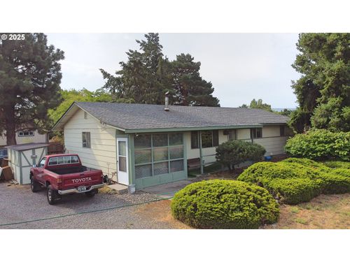 506 F St, Dallesport, WA, 98617-0683 | Card Image