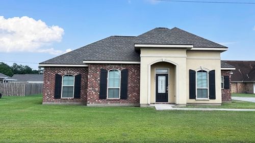 1221 Renee Dr, Thibodaux, LA, 70301-3973 | Card Image