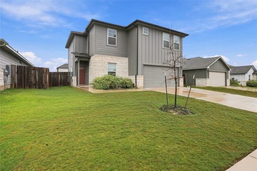 213 Little Green Trl, Jarrell, TX, 76537-5041 | Card Image