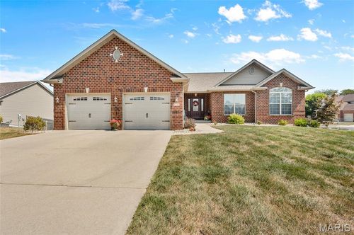 1232 Wentworth Ct, Troy, IL, 62294-3639 | Card Image